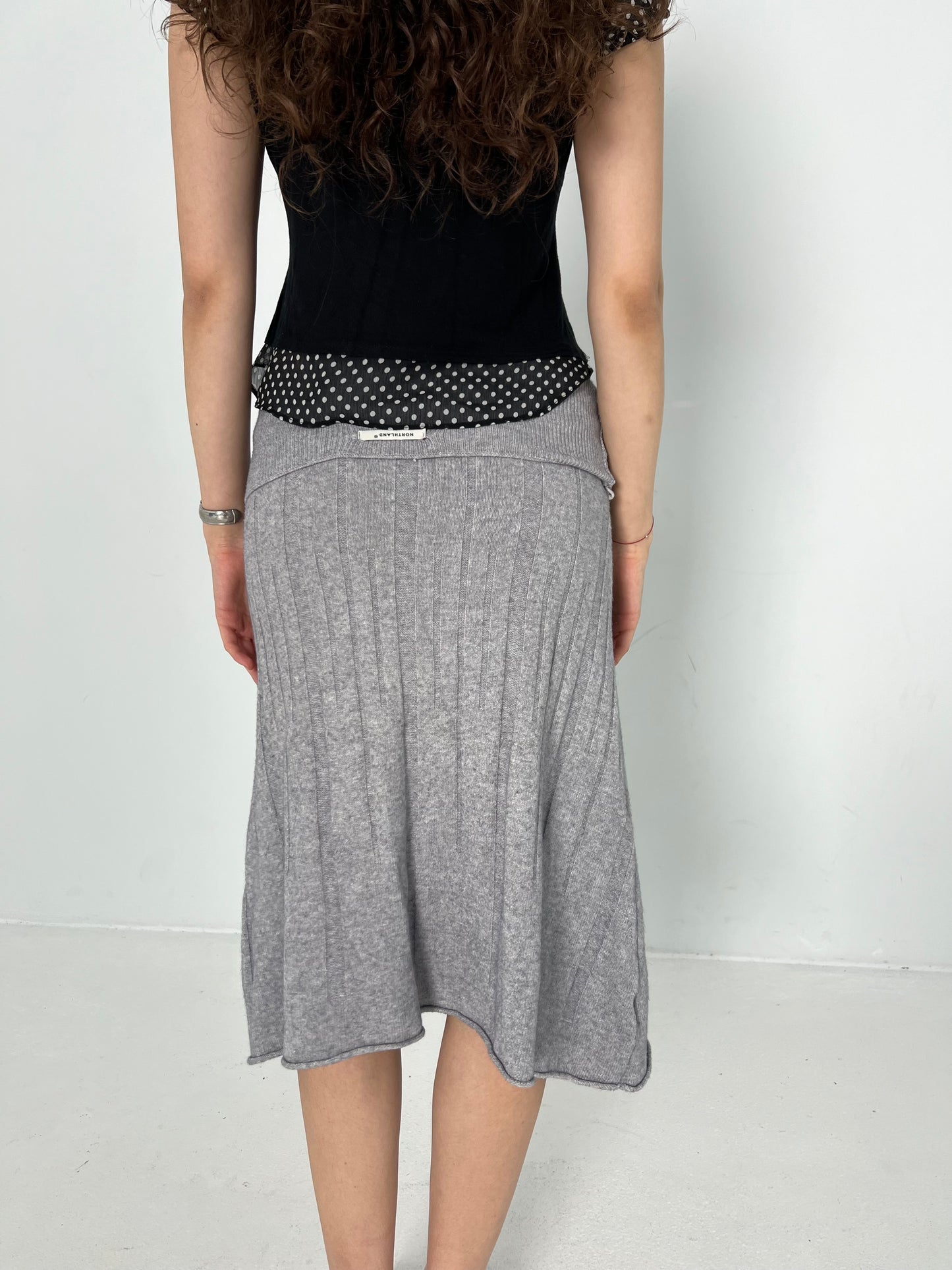 GREY MIDI KNIT SKIRT