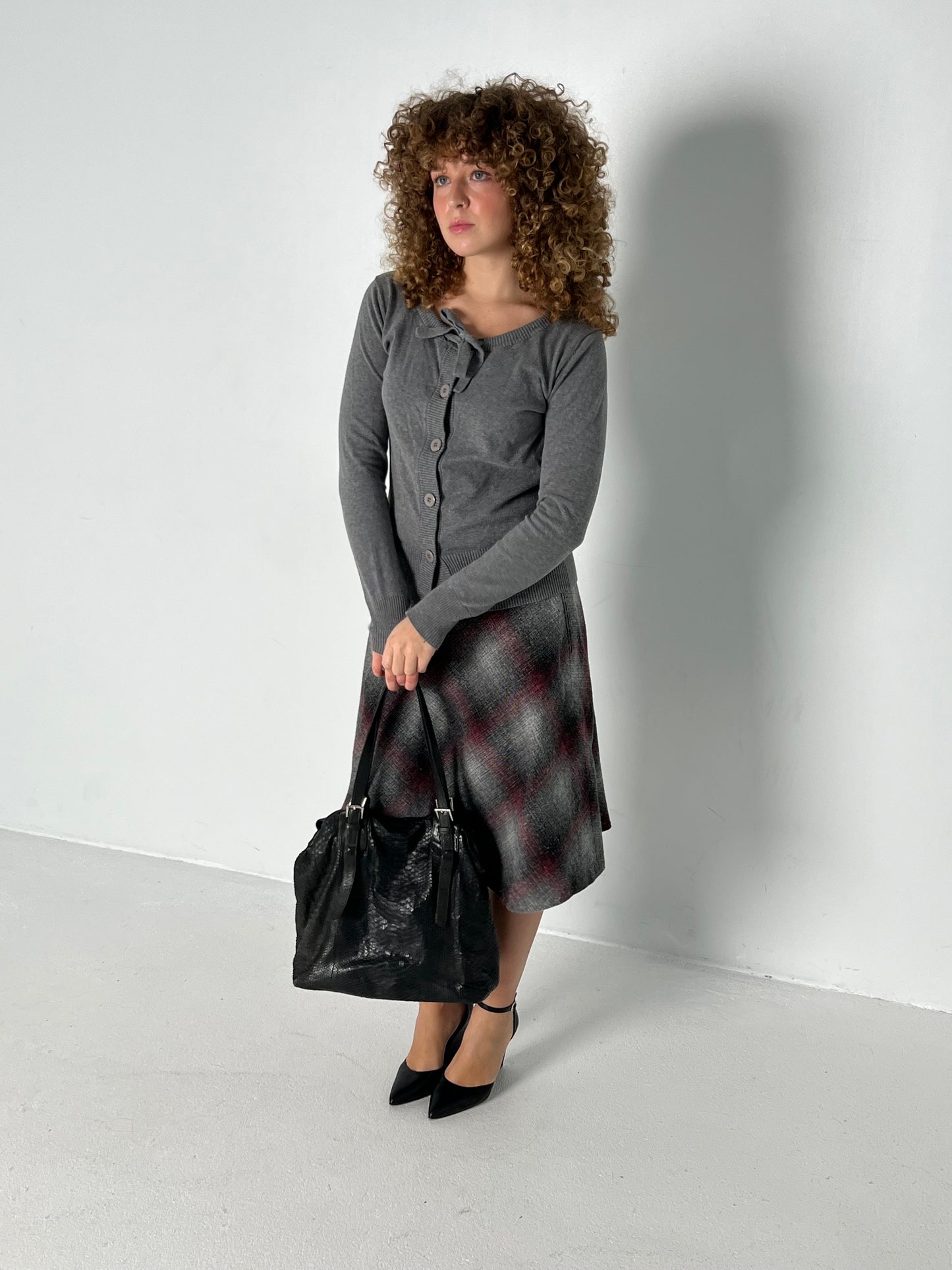 GREY WOOL PLAID MIDI SKIRT