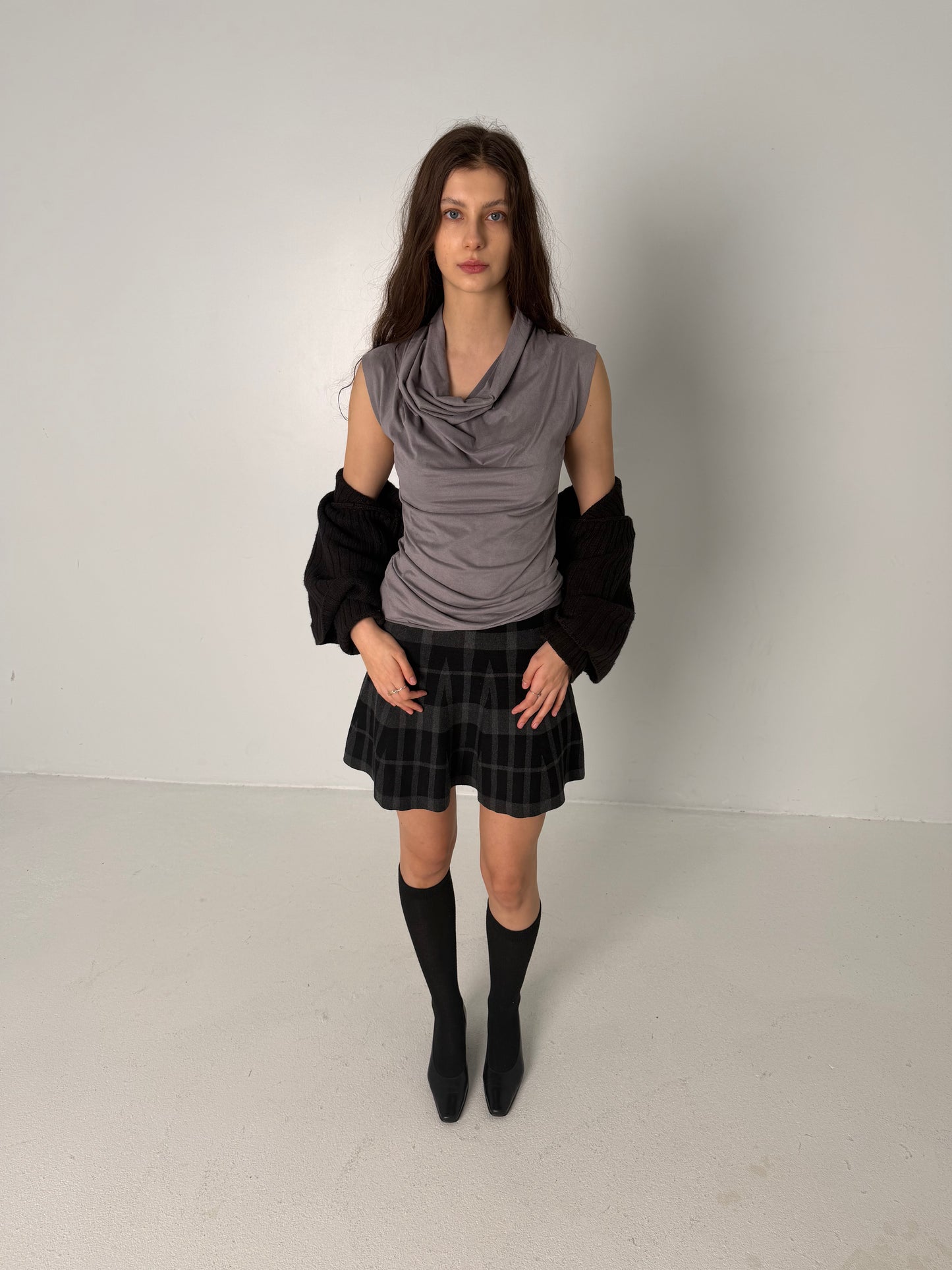 KNIT CHECKERED FLARED MINI SKIRT