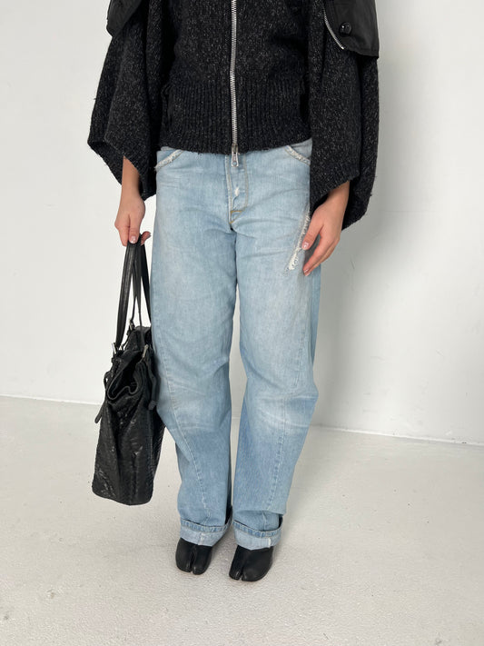 LEVI'S ENGINEREED JEANS