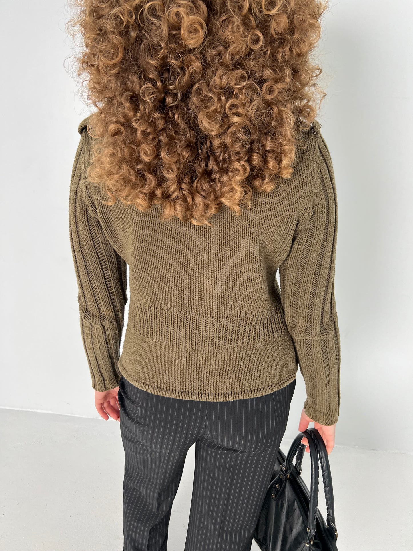 OLIVE KNIT CARDIGAN