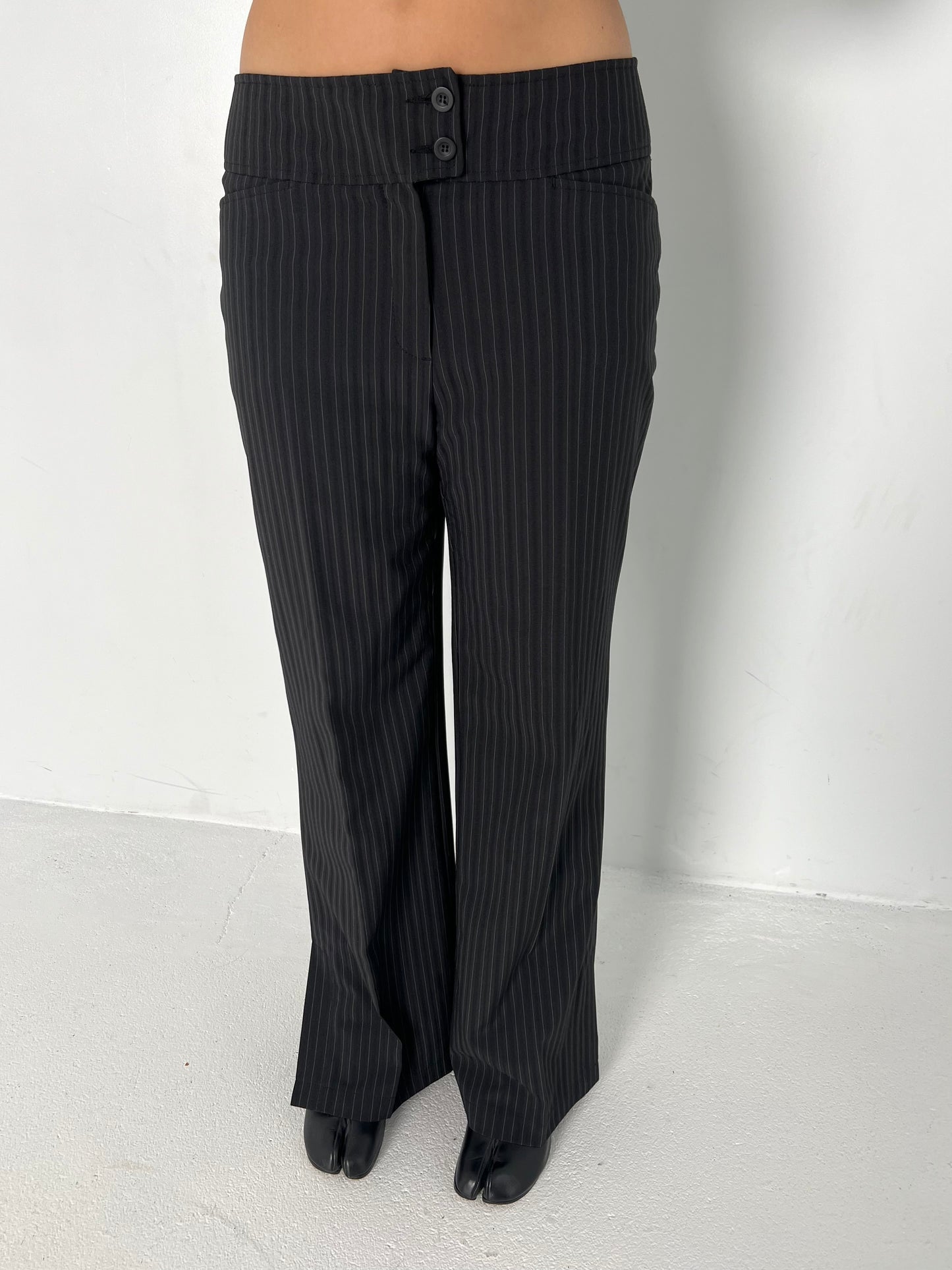 BLACK LOW-WAIST PINSTRIPE TROUSERS
