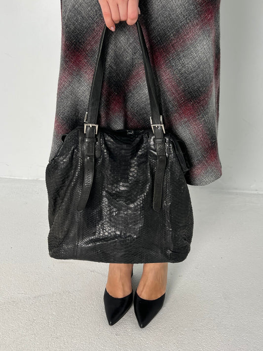 BLACK TEXTURED LEATHER BAG