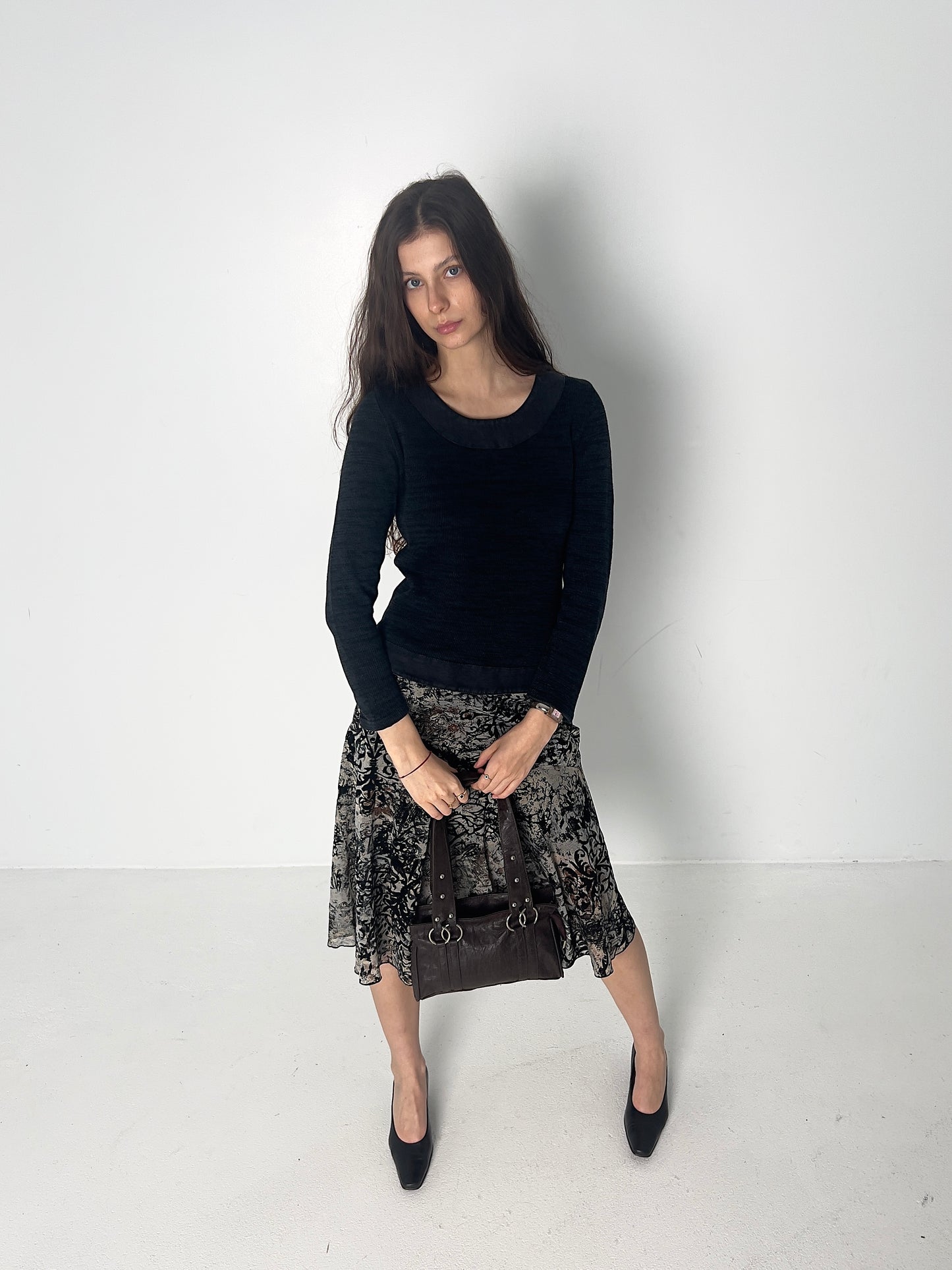 LINEN BLEND BLACK KNIT TOP