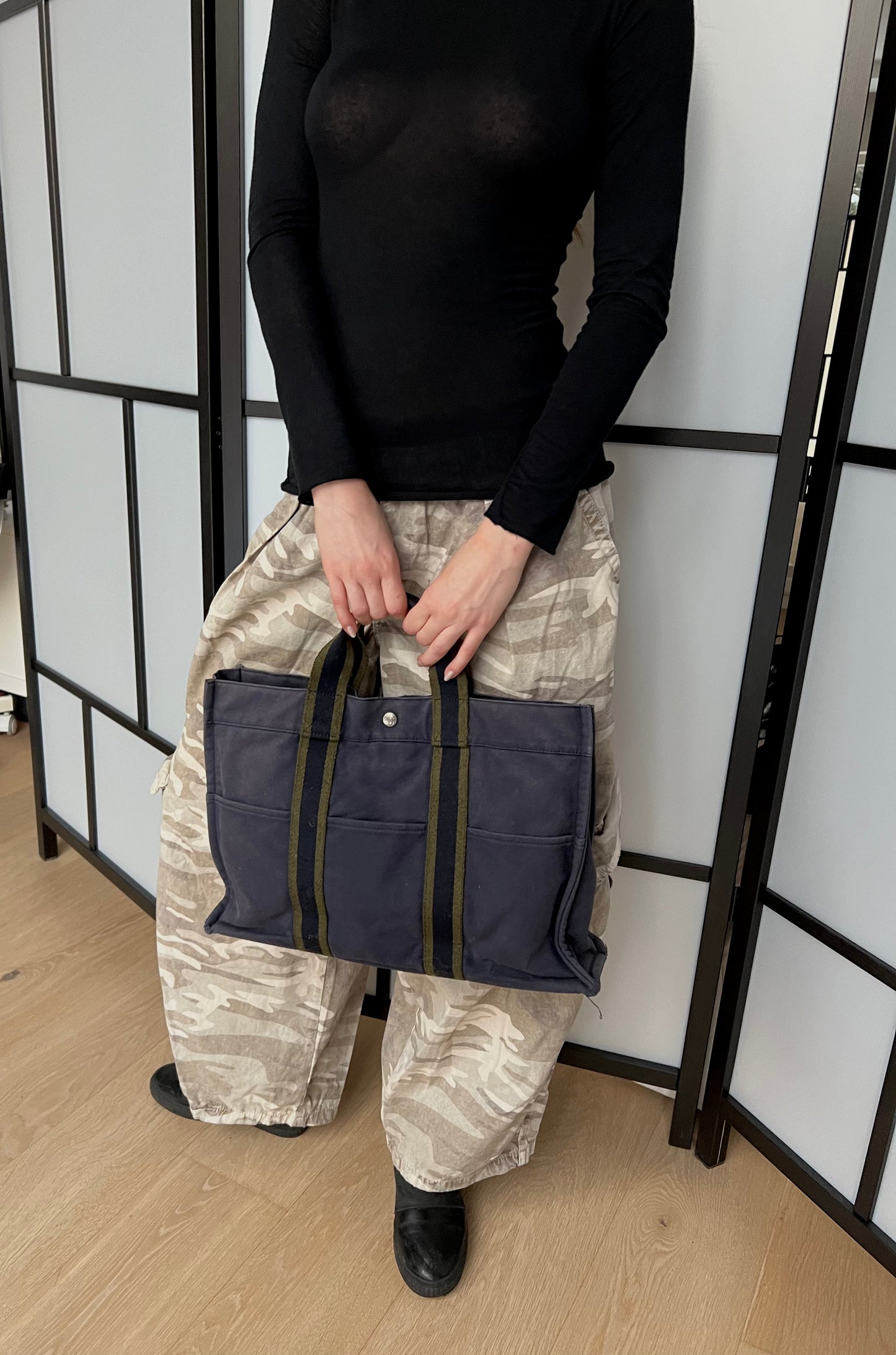 HERMÈS NAVY TOTE BAG