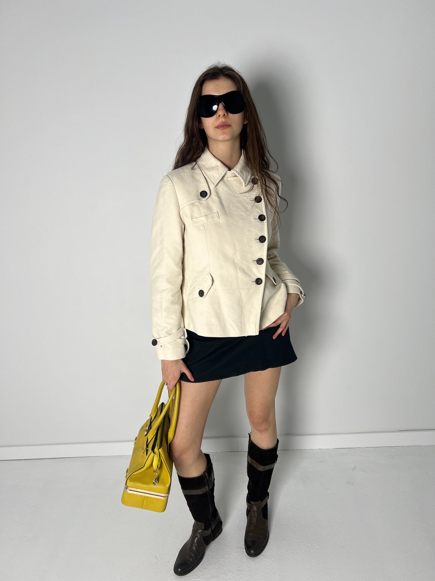WHITE PEACOAT WITH BLACK BUTTONS