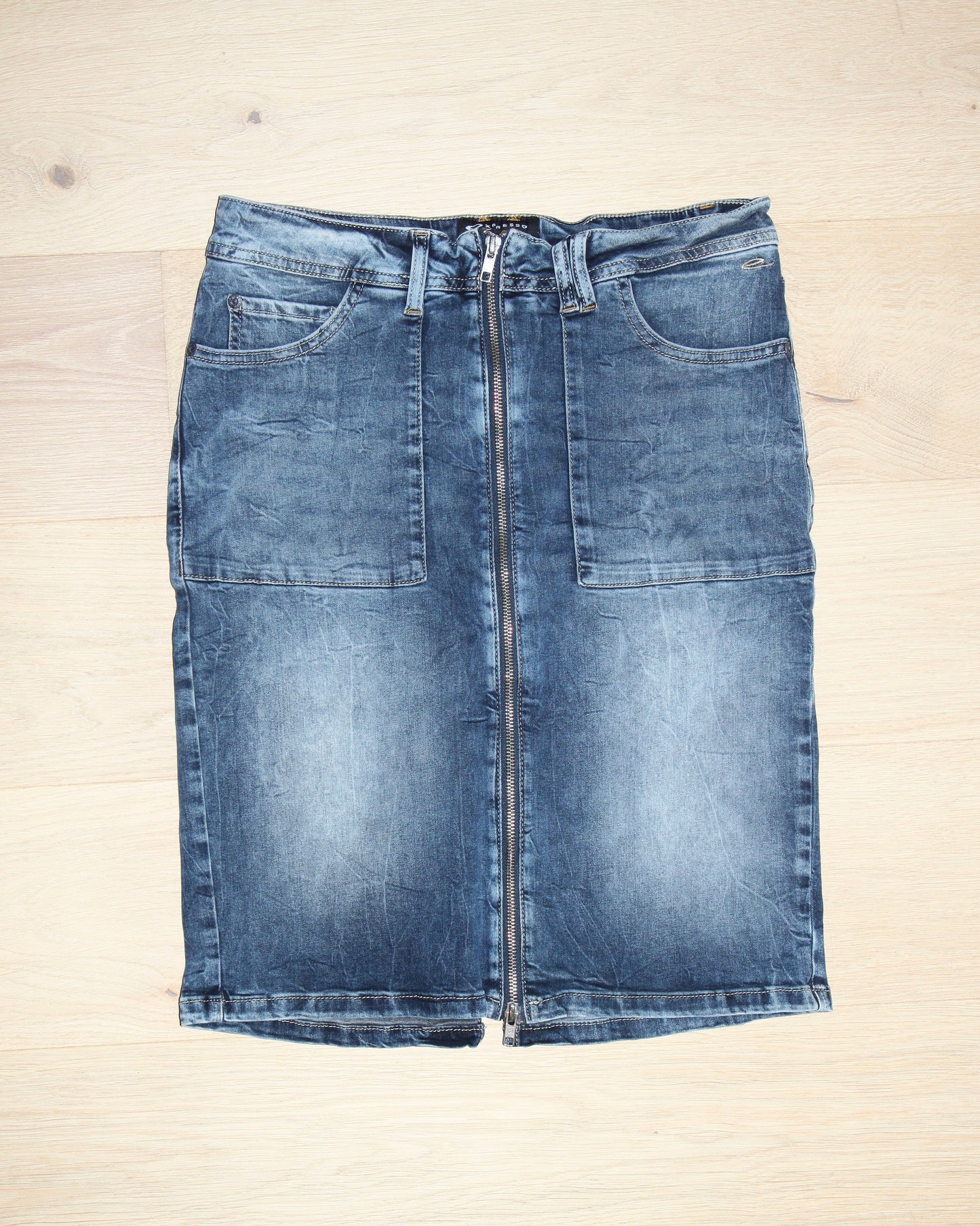DOUBLE-ZIP DENIM PENCIL SKIRT
