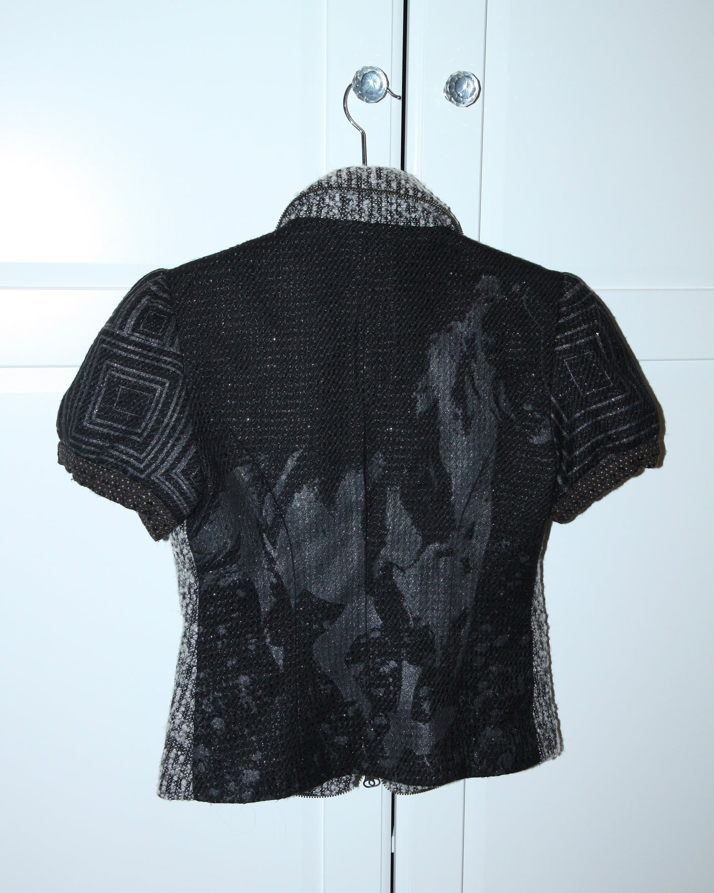 ZIP-UP VEST