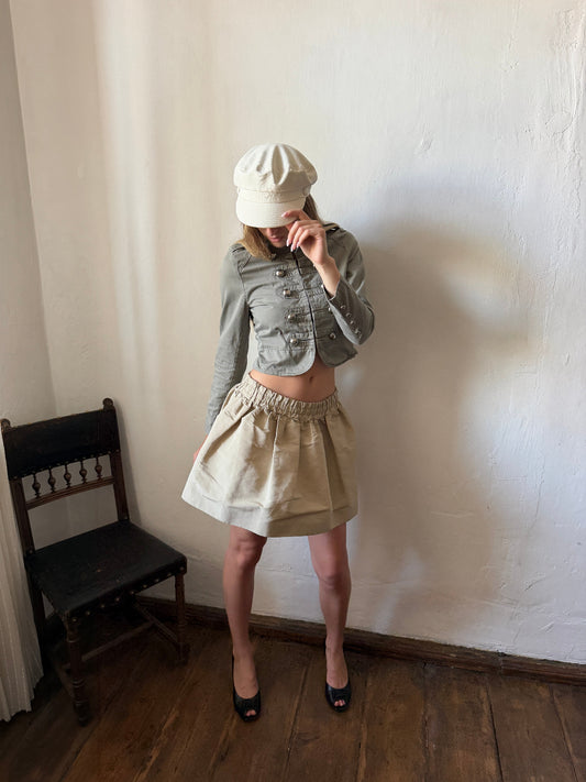 OFF-WHITE NEWSBOY CAP