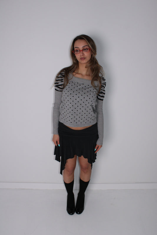 GREY POLKA DOT KNIT TOP