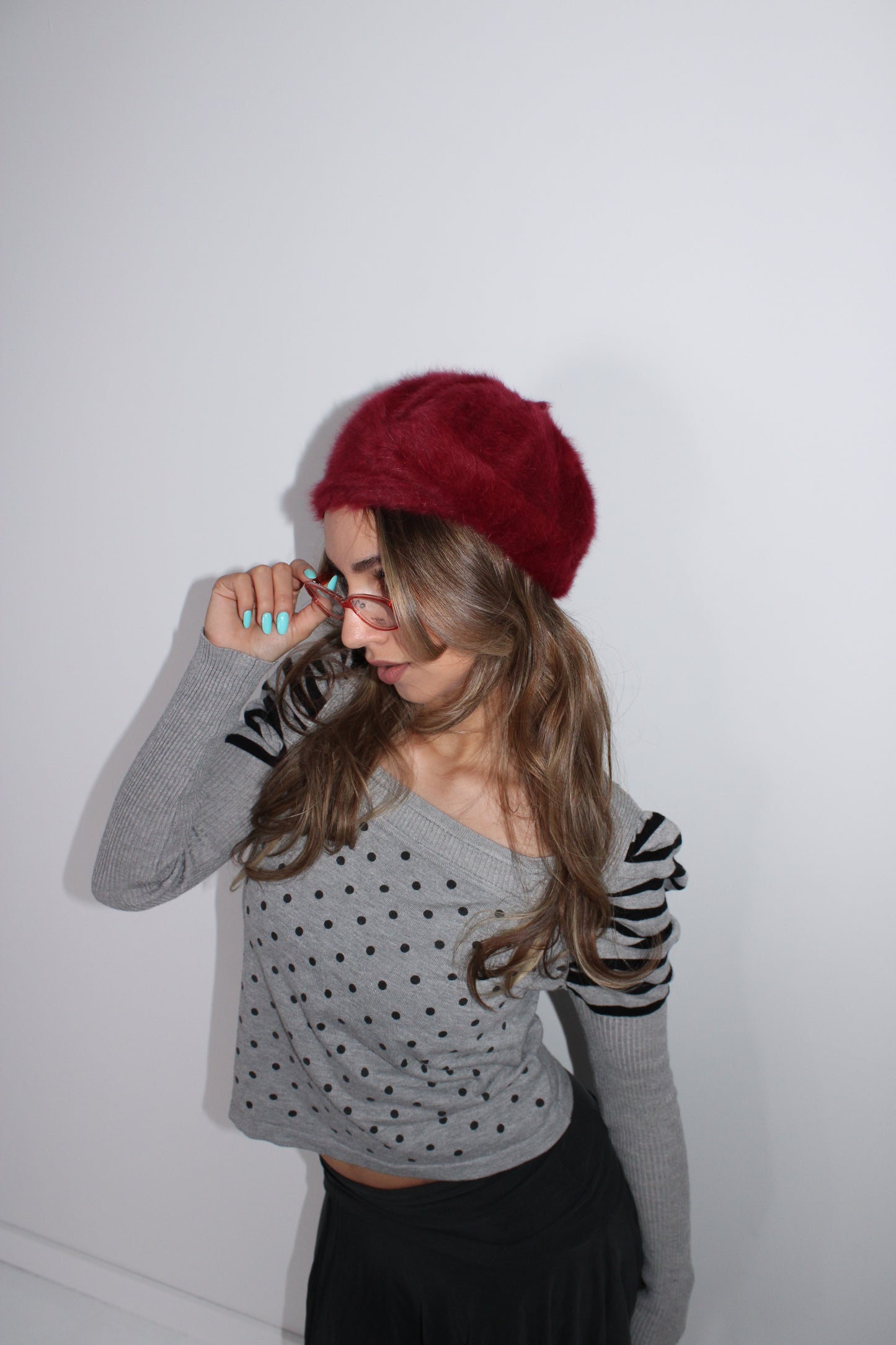 BURGUNDY ANGORA BERET