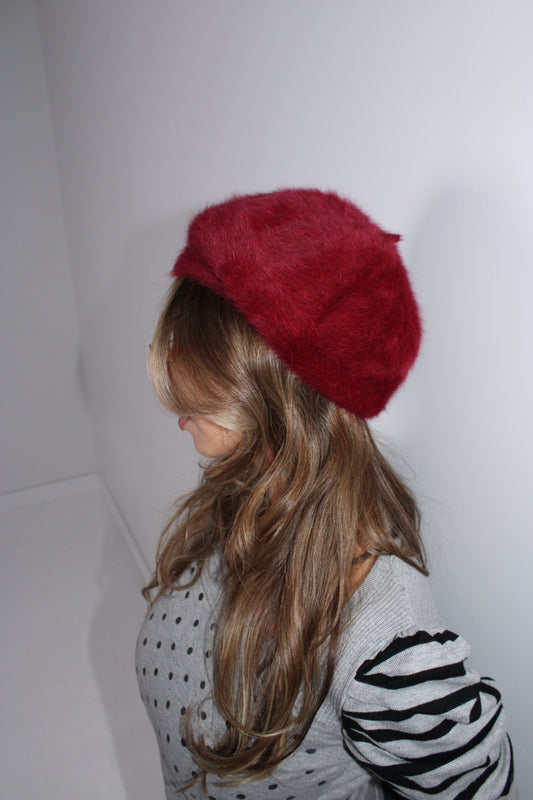BURGUNDY ANGORA BERET