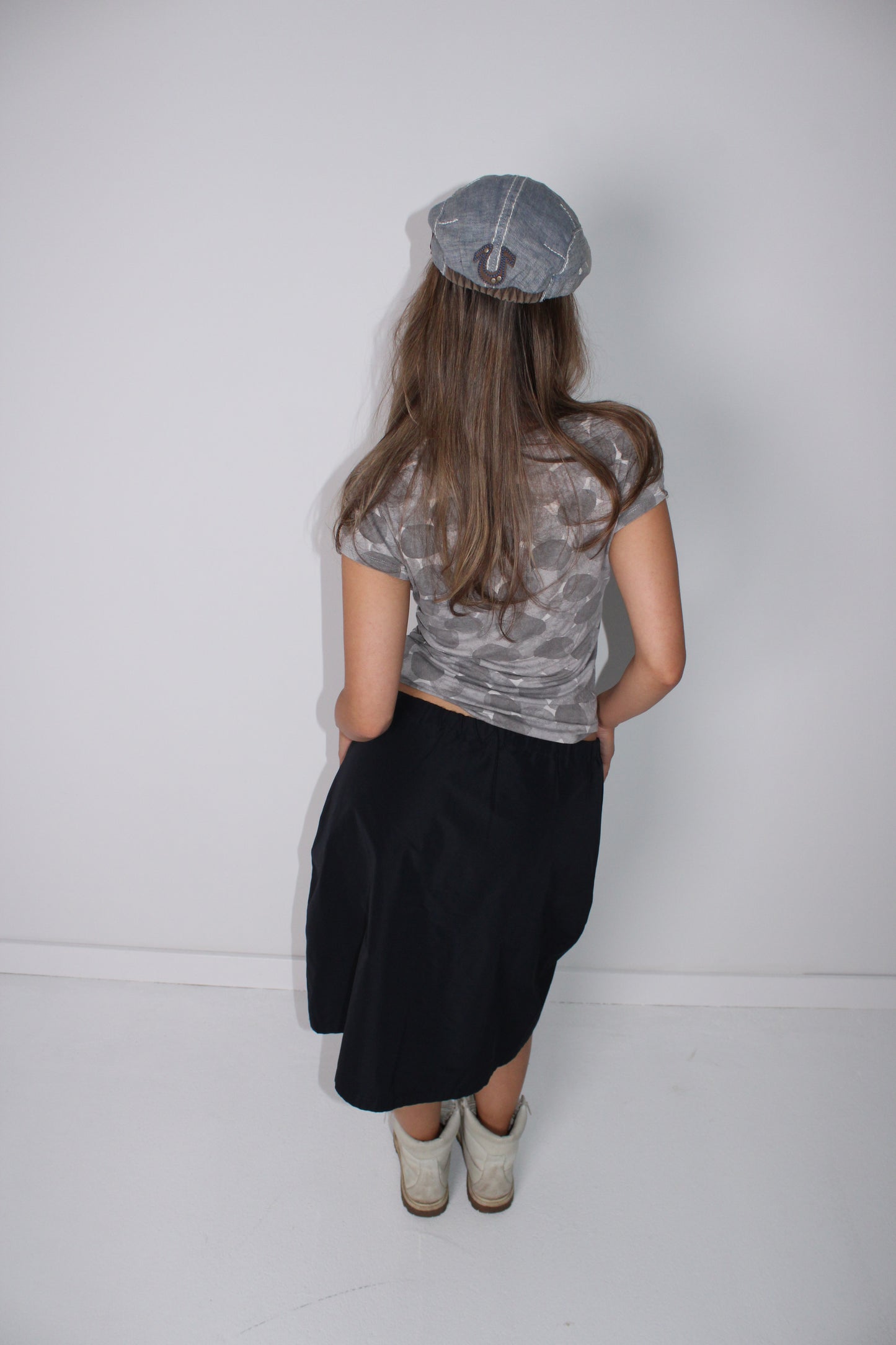 GREY CIRCLE PRINT BABY TEE