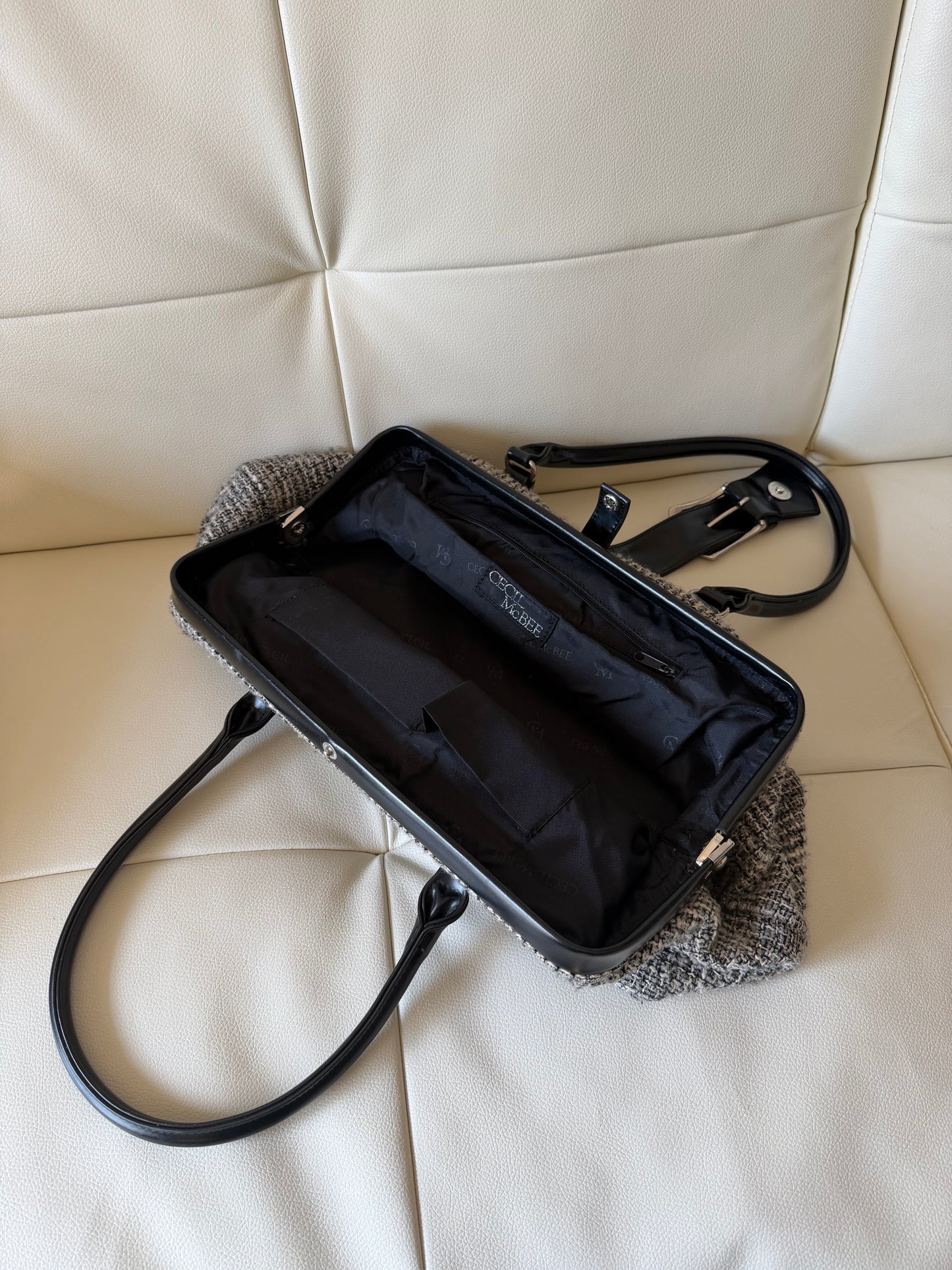GREY TWEED SHOULDER BAG WITH BELT BUCKLE DETAIL
