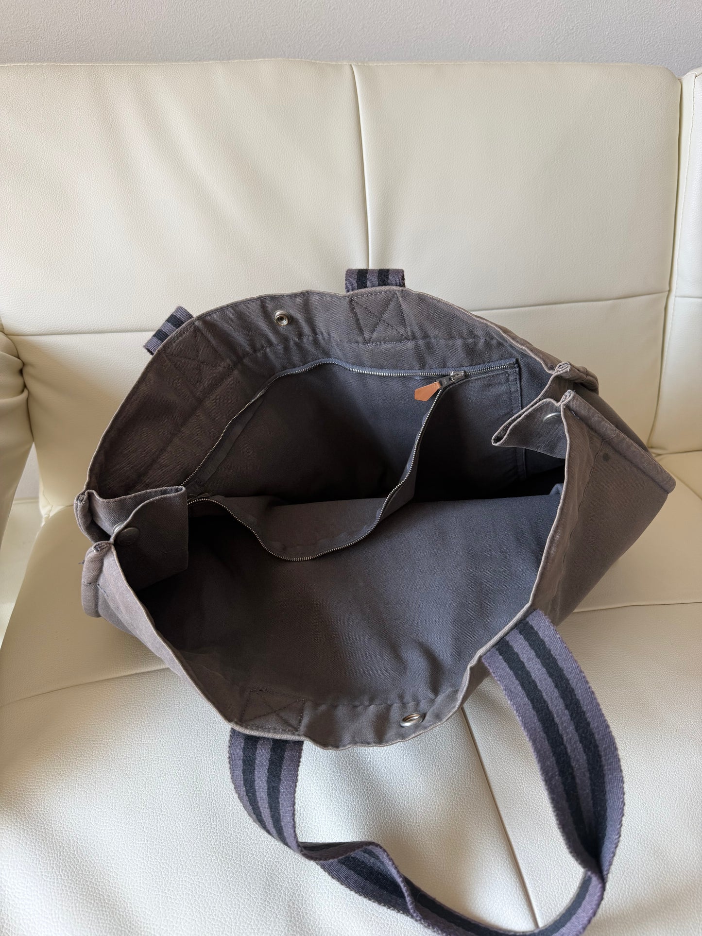 HERMÈS GREY TOTE BAG