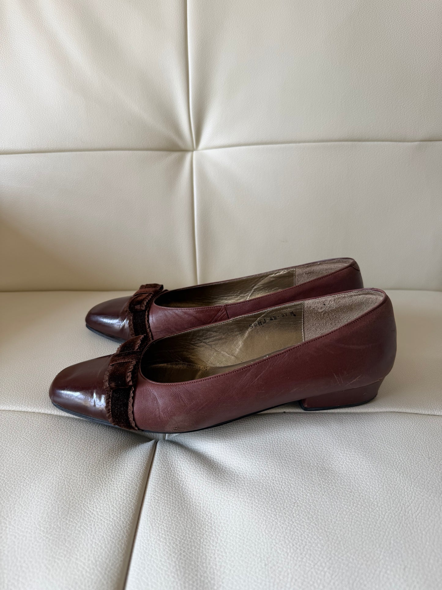 YVES SAINT LAURENT BROWN BOW BALLERINAS