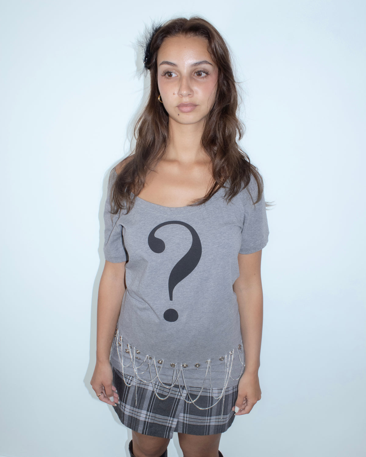 moschino question mark chain top