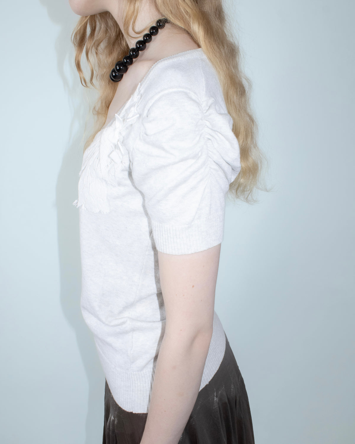 grey bow puff-sleeve knit top