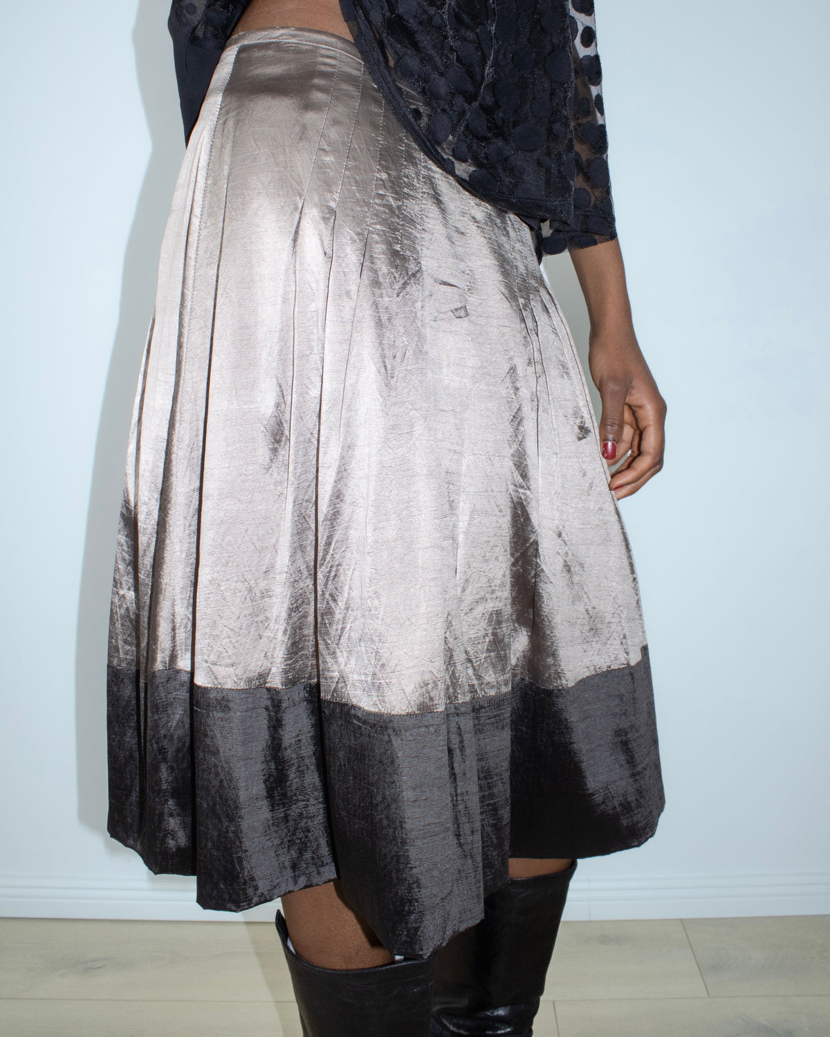 metallic pleated midi skirt
