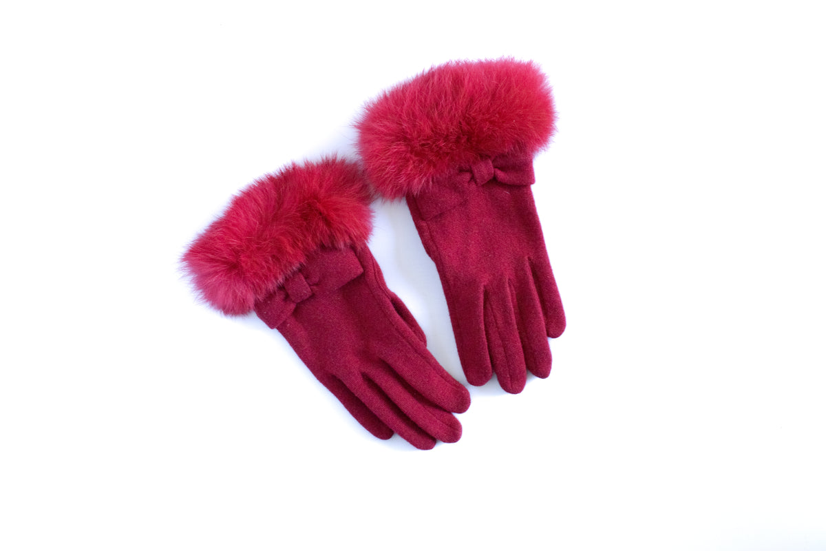 red faux fur trim gloves