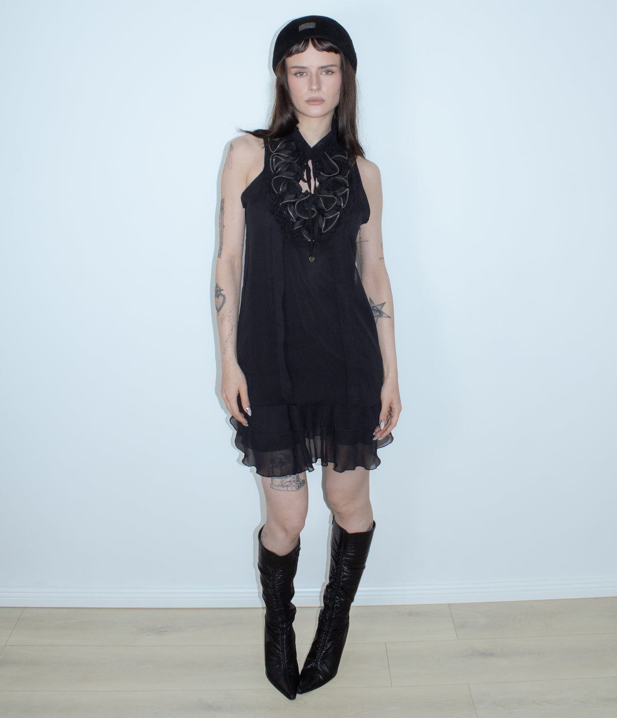 zipper black dress