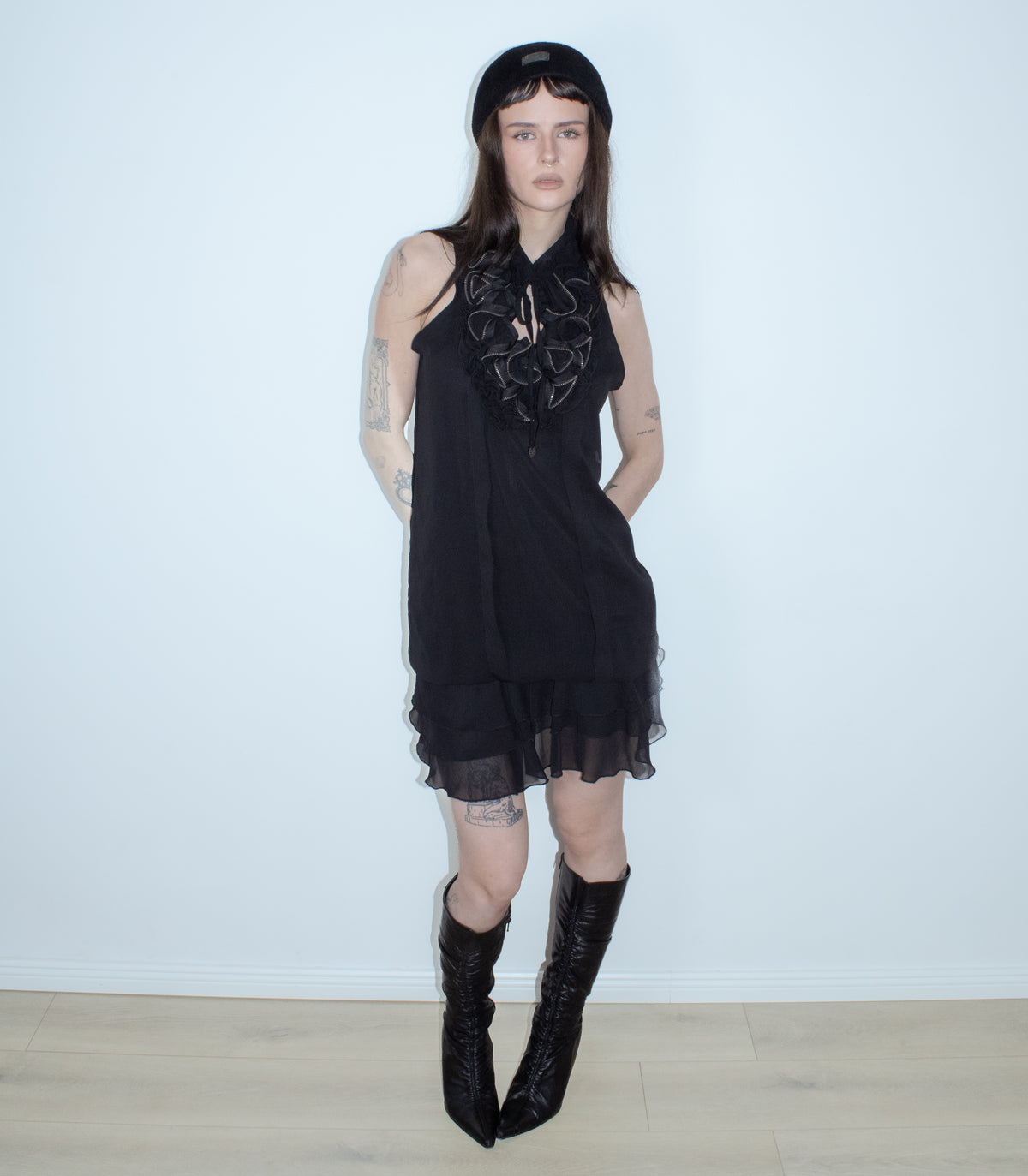 zipper black dress