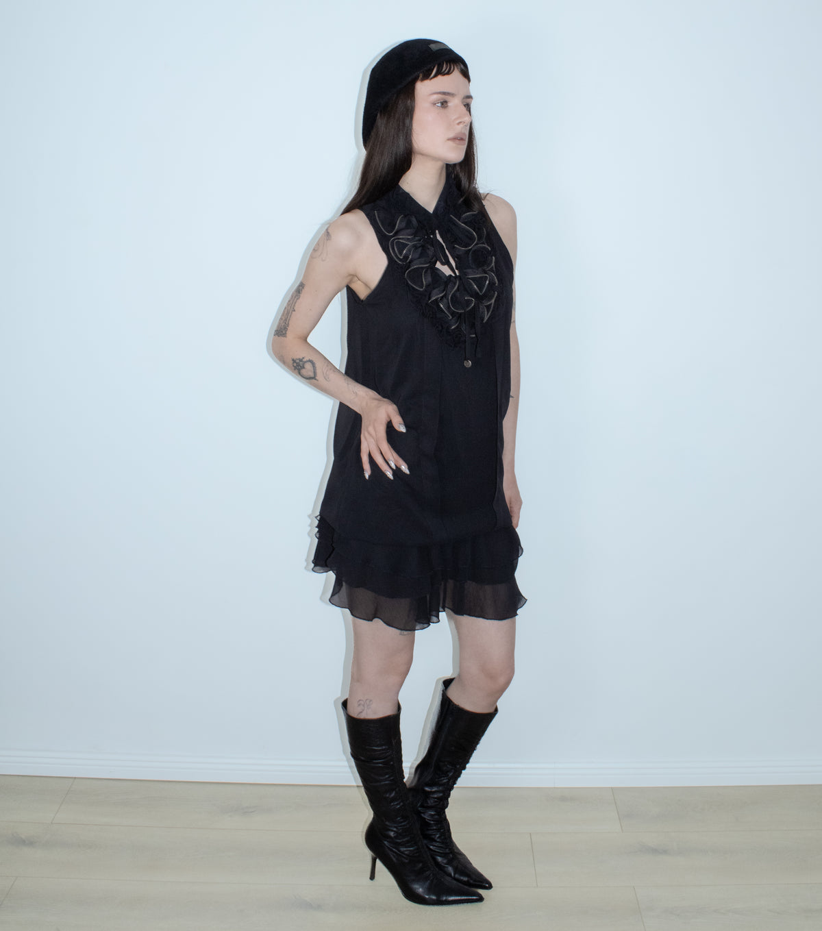 zipper black dress