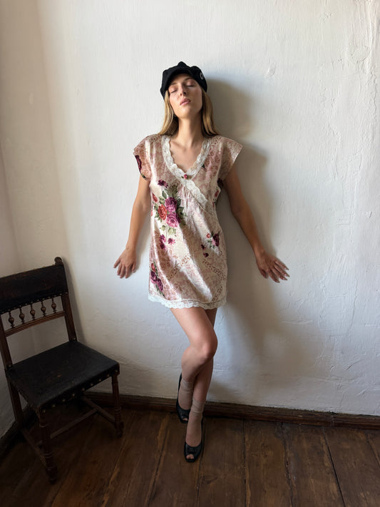 Floral lace trim mini dress with blush floral print